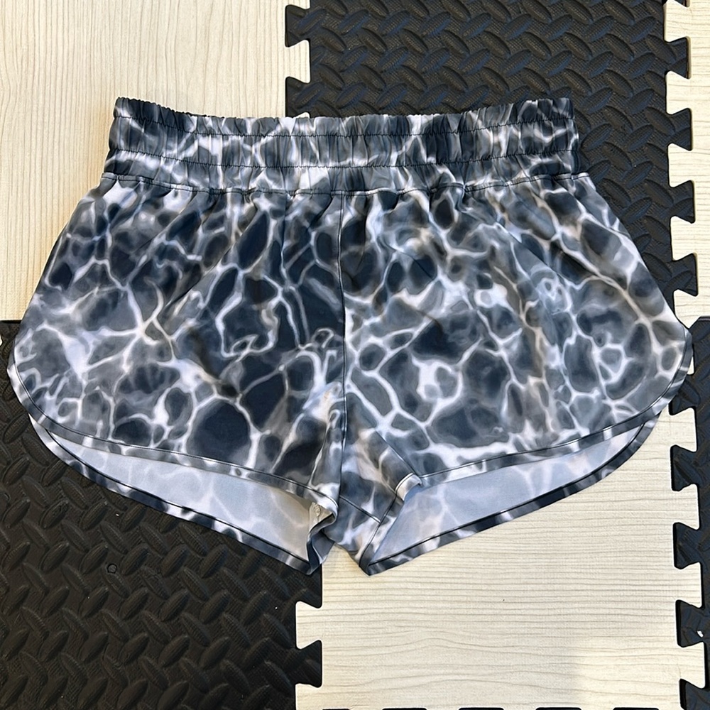 PINK Victoria Secret Sport printed athletic Shorts Size Medium